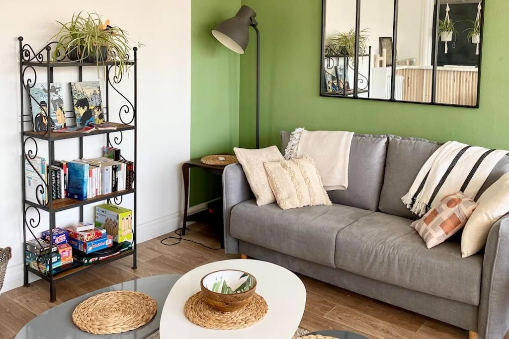 Joli T2 En Centre-Ville Lorient Avec Balcon Cosy Экстерьер фото