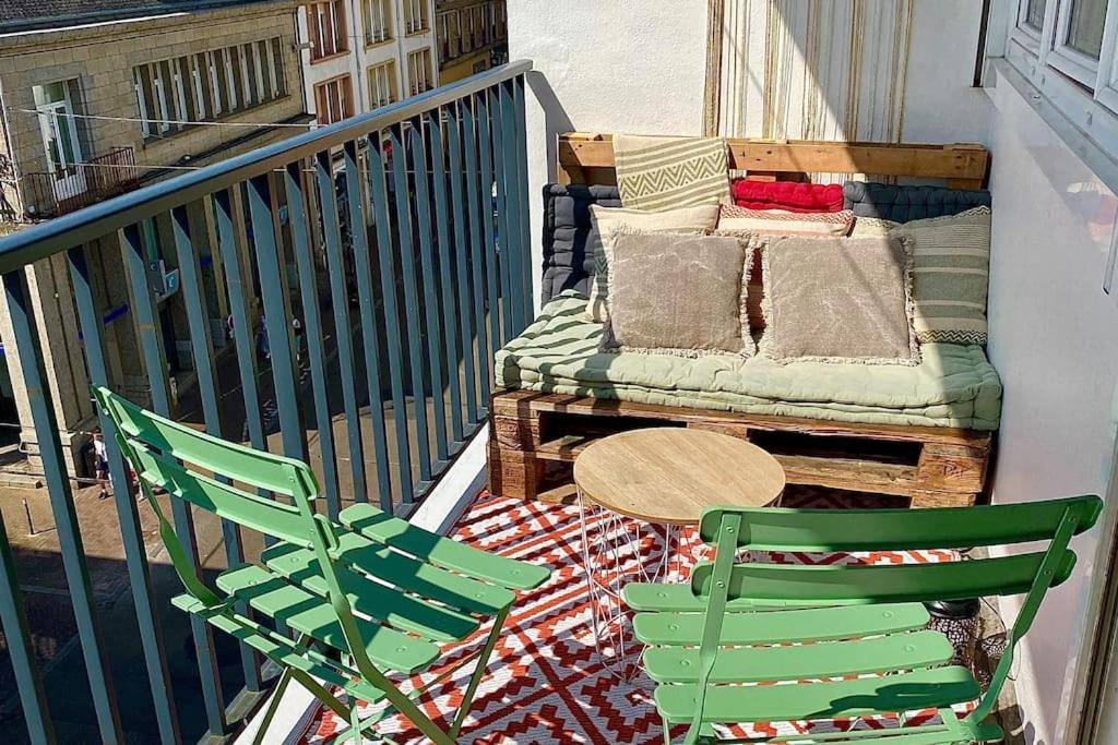Joli T2 En Centre-Ville Lorient Avec Balcon Cosy Экстерьер фото
